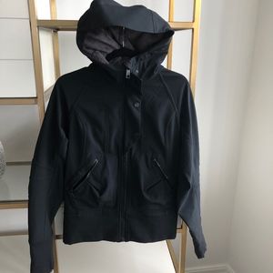 Lululemon Black Jacket with fur lined hood Size 6